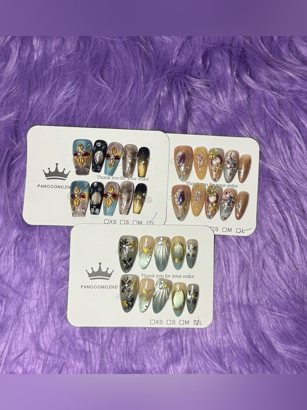 High quality press on nail bundle of 12 pairs - Picture 2 of 3